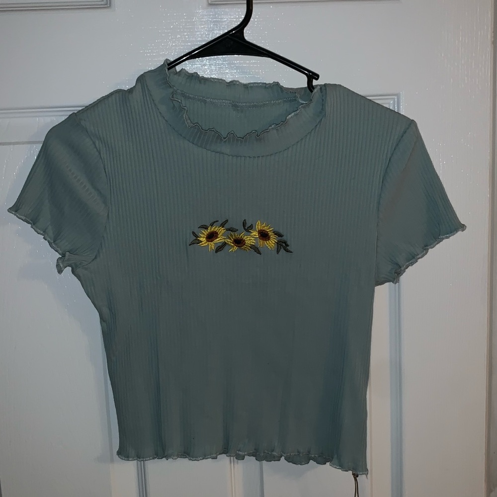 NEW Short Sleeve Ribbed/Cropped T-Shirt